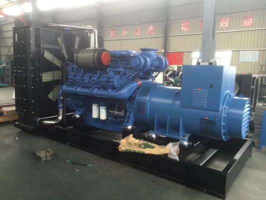 유차이 엔진 물 냉각에 의해 강화된 2500 킬로볼트 암페어 2000 kw 디젤 엔진 발전기